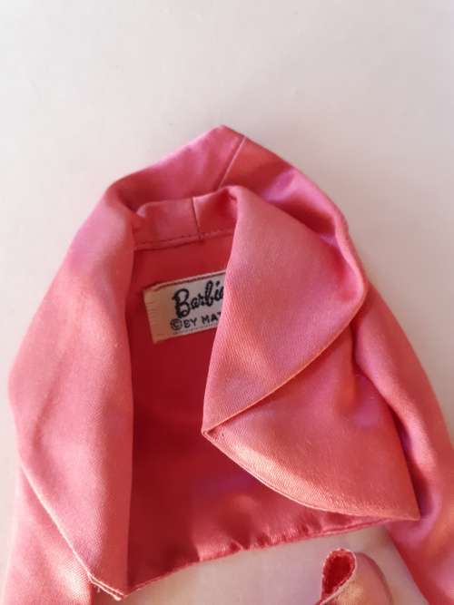 Vintage Barbie fashion 1964- Satin n Rose