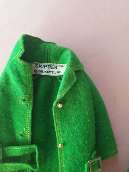 Vintage Barbie Skipper 1965 fashion- Town Togs