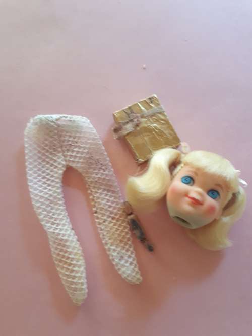 Vintage Tutti Barbie doll-parts to outfits