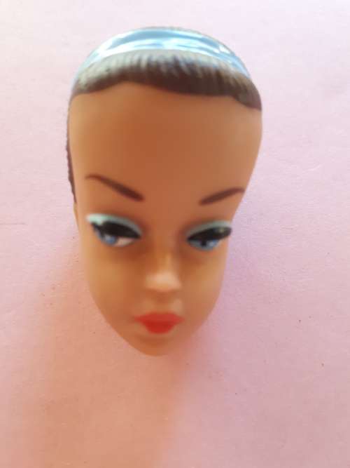 Vintage Fashion Queen Barbie doll head and stand