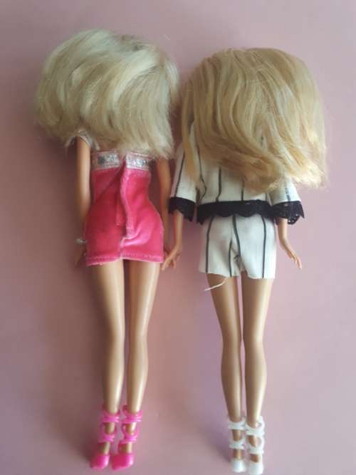 2x Mod Barbie dolls