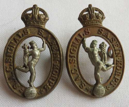 SA CORPS OF SIGNALS BI-METAL COLLAR BADGE PAIR WORN 1930-59-LUGS INTACT