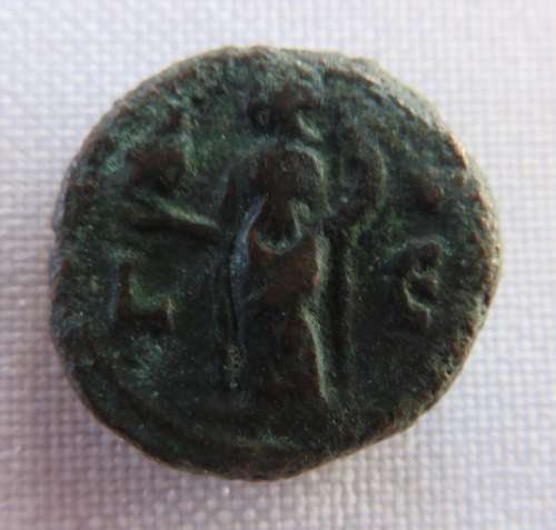 BRONZE ROMAN COIN-DIOCLETION 284-305AD-DIAMETER 16MM AUTHENTIC