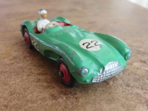 DINKY TOYS NO 110 ASTON MARTIN DB3S-ORIGINAL PAINT