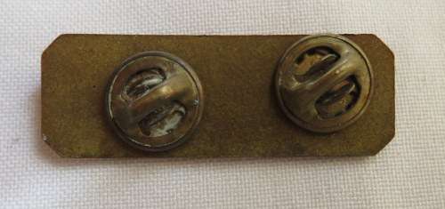 SA ARMY INSTRUCTORS QUALIFICATION BREAST BADGE- 2 PIECE-2 PINS-GOLD RIFLE ON RED ENAMEL