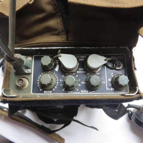 SADF BORDER WAR PERIOD A53 PORTABLE/MANPACK RADIO VHF/FM INTENDED FOR SHORT RANGE TACTICAL COMMUNICA