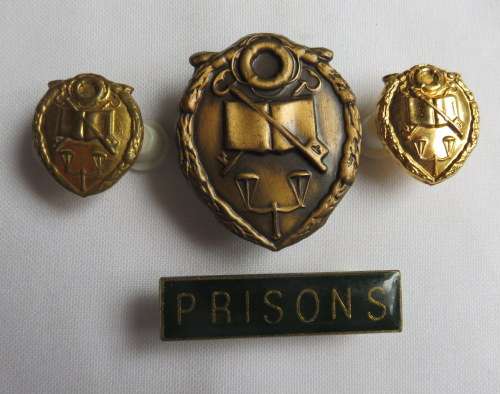REP OF SA PRISONS SERVICE CAP, COLLARS & BAR-PINS + LUGS INTACT