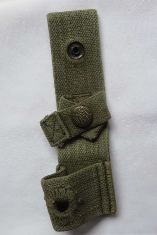 R1 BAYONET WEBBING FROG