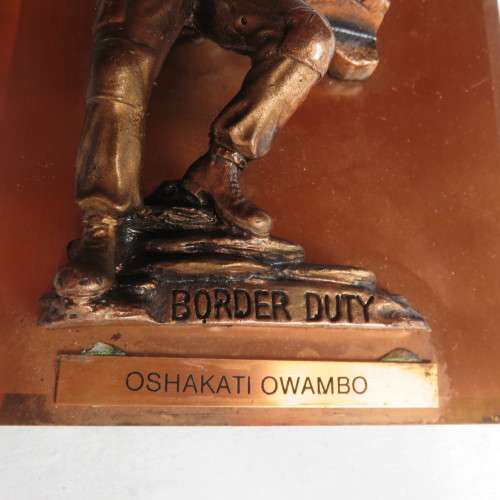SWA  GRENSDIENS/BORDER DUTY OSHAKATI OWAMBO PLAQUE-MEASURES 13X17CM
