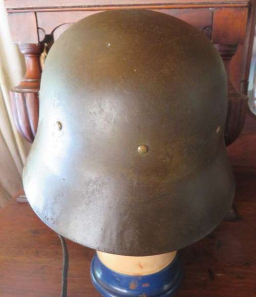 WW2 PERIOD SPANISH ARMY M42 PATTERN HELMET