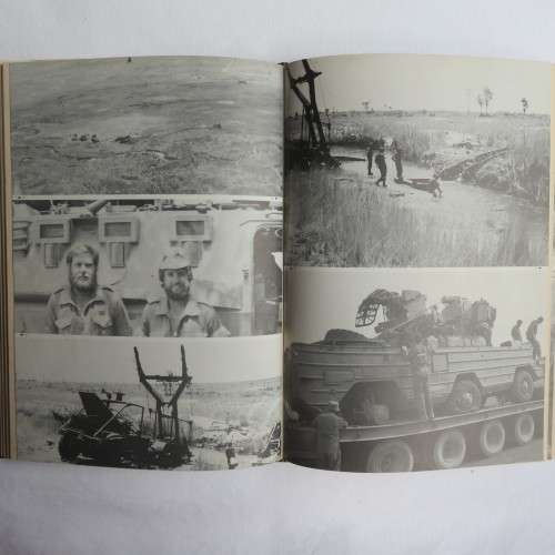 WAR IN ANGOLA BY HELMOED ROMER HEITMAN-HARDCOVER WITH DUSTCOVER-FIRST EDITION PUBLISHED 1990- 366 PA