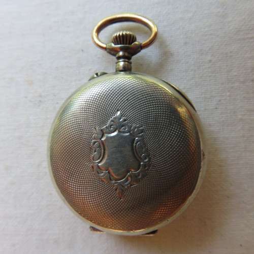 SILVER LADIES POCKET WATCH-WINDING BUT NEEDS SERVICE-WEIGHT 18.5G-DIAMETER 28MM