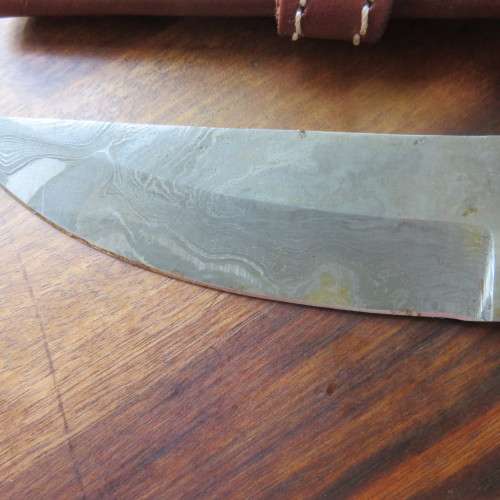 HANDMADE DAMASCUS STEEL HUNTING KNIFE-WOOD INLAID HANDLE-OVERALL LENGTH 227MM