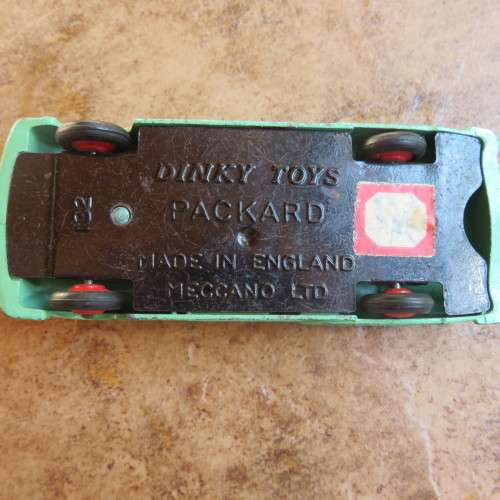 DINKY TOYS NO 132 PACKARD CONVERTIBLE GREEN-ORIGINAL PAINT-MEASURES 110MM