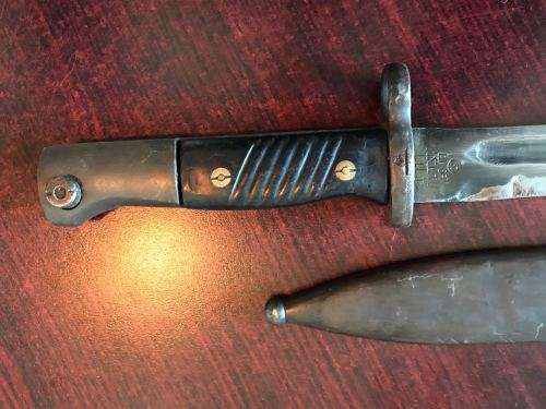 ISRAELI MAUSER M 84/98S BAYONET WITH METAL SCABBARD-VERY SCARCE-OVERALL LENGTH 37,7CM-THE BAYONET WA