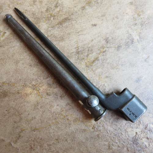 CANADIAN .303 NO 4 MK II SAVAGE LONG BRANCH BAYONET-OVERALL LENGTH 25CM