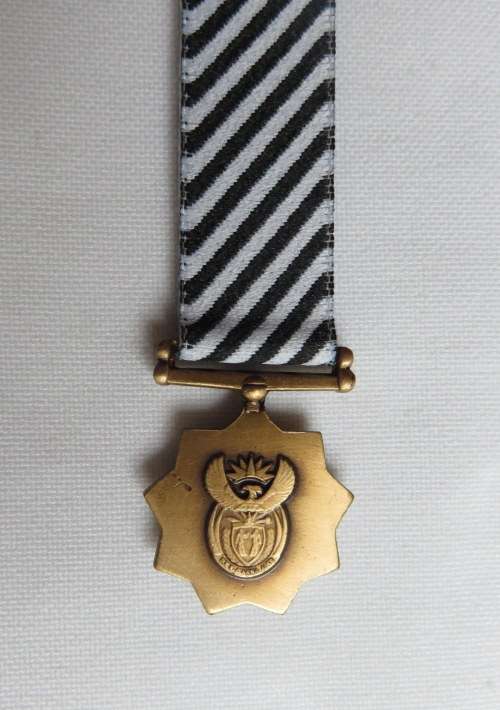 MINIATURE MANDELA MEDAL
