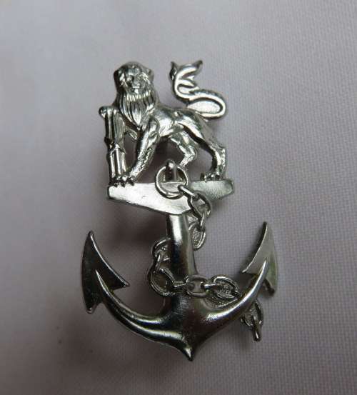 NAVY CADET BERET BADGE,CHROMED-2X SCREW LUGS