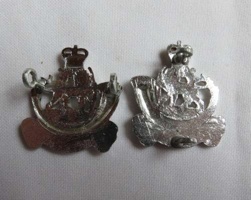 RHODESIA LIGHT INFANTRY OTHER RANKS CAP BADGE & ONE COLLAR 1961-1970-LUGS INTACT
