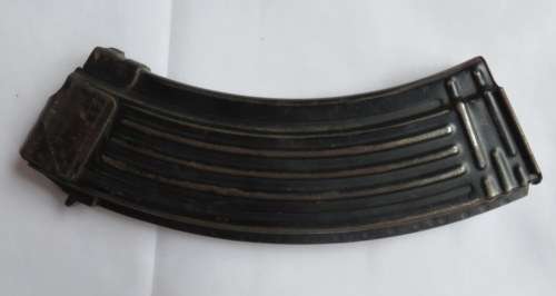 METAL AK 47 MAGAZINE 30 ROUND-WORKING CONDITION