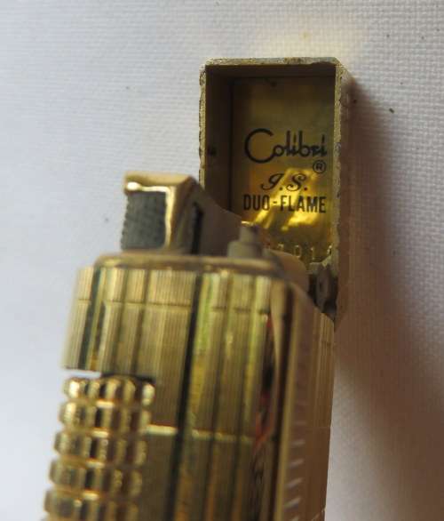 COLIBRI OF LONDON LIGHTER GOLD STRIPED PATTERN-NEEDS SERVICE-COMPLETE-GOOD CONDITION