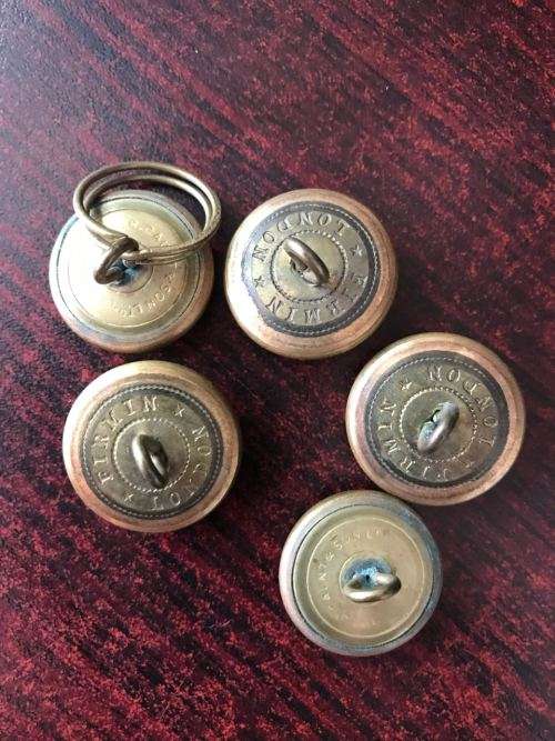 EARLY 1900'S BRITISH STEAM SHIP GILDED OFFICERS BUTTONS-DIAMETER 24MM-5 SOLD TOGETHER