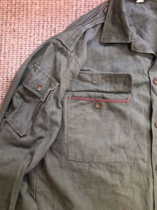 ORIGINAL RECCE TRAINING GREENS-LONG SLEEVE SHIRT-SIZE LARGE-MEASURES 60CM ARMPIT TO ARMPIT-USED BUT