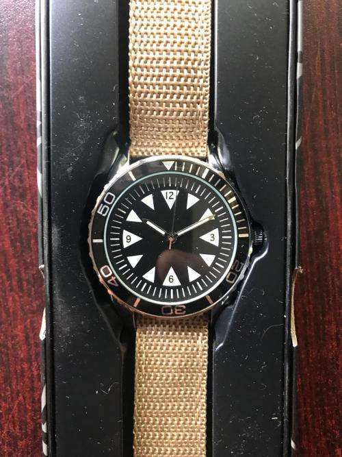 REPLICA OF THE ISRAELI NAVAL COMMANDOS WATCH -1960'S-COMES WITH 15 PAGE BOOKLET ON THE HISTORY BEHIN