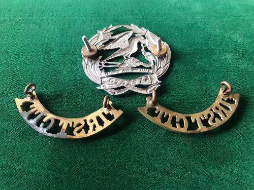 FIRST CITY REGT. TAMO'SHANTER CHROMED BADGE-SOLD WITH TWO BRASS TITLES-WORN POST 1932-ALL LUGS INTAC