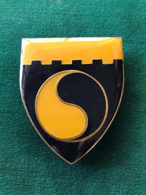 NOORDVAAL COMMANDO ORIGINAL SHOULDER FLASH- 3 PINS