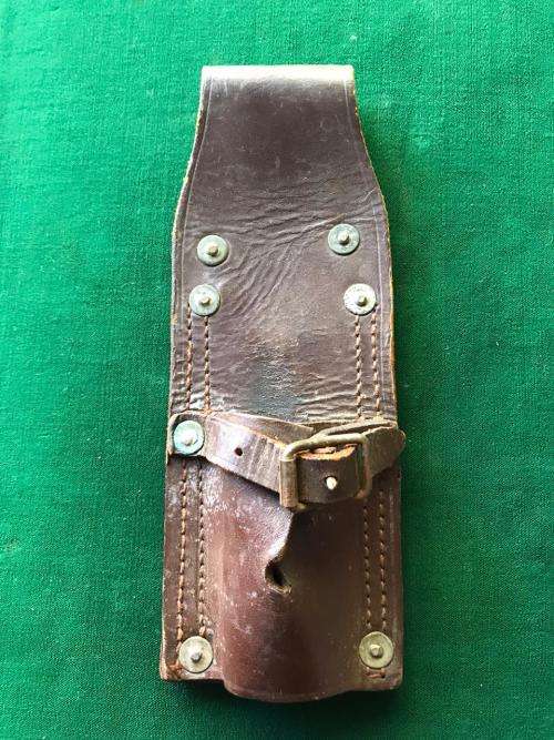 SA LEATHER FROG FOR THE SA NO 9 BAYONET,WITH THE SIDES BEING STITCHED DOWN