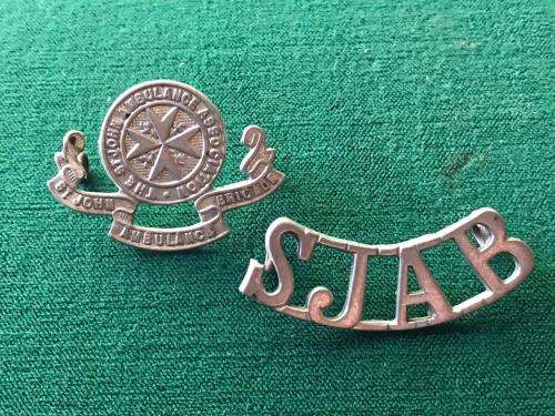 St Johns Ambulance Collar Badge & Title - Lugs Complete