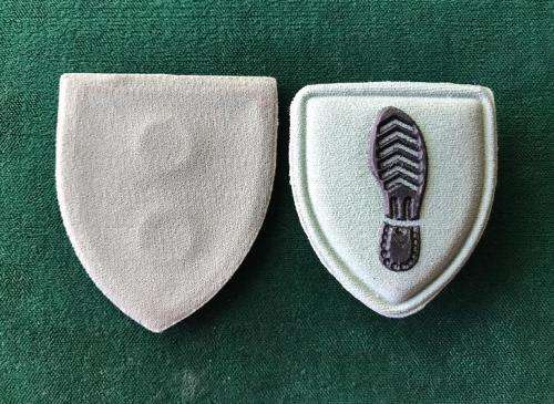 SANDF TRACKER QUALIFICATION BADGE- 2 PINS