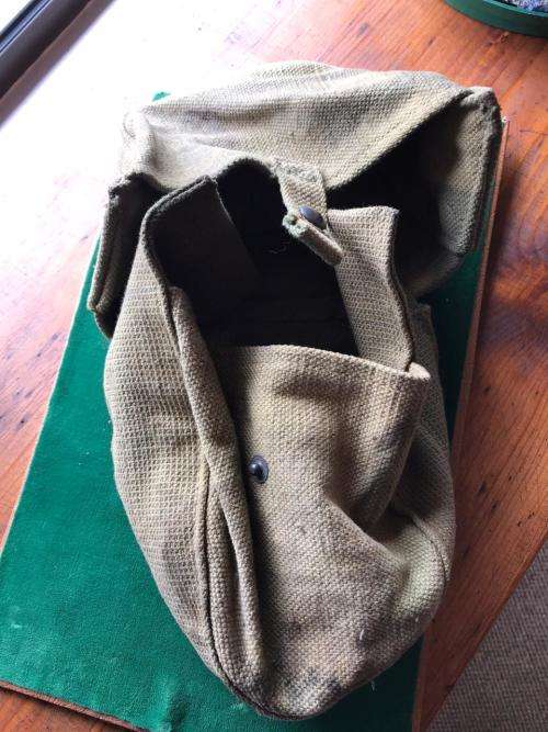 LMG MACHINE GUN ,AMMO DRUM WEBBING POUCH-DATED AND MARKED WW2