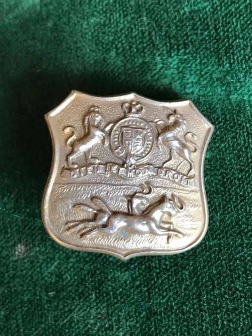 DURBAN LIGHT INFANTRY COLLAR BADGE-WORN 1895-1913- ONE LUG