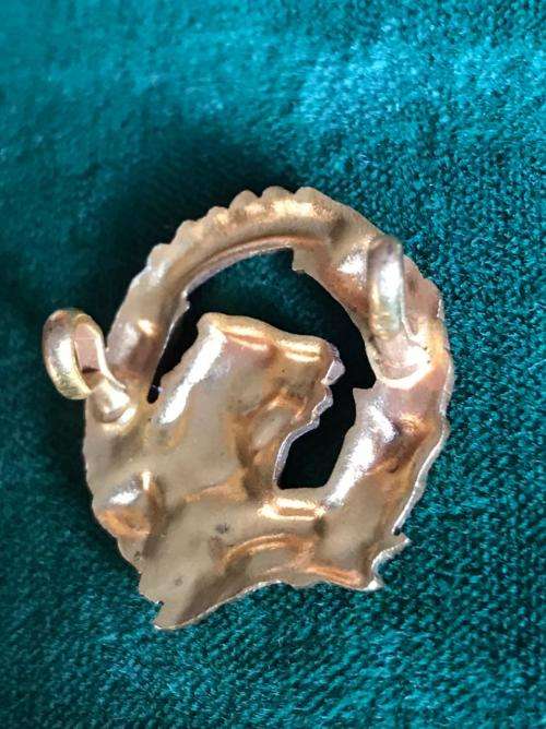 REGT. KEMP OFFICERS MESS DRESS COLLAR BADGE- 2 LUGS
