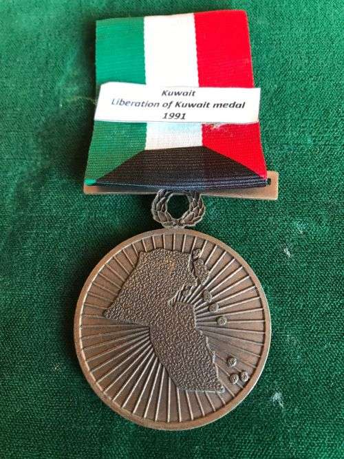 FULL SIZE LIBERATION OF KUWAIT MEDAL - 1991