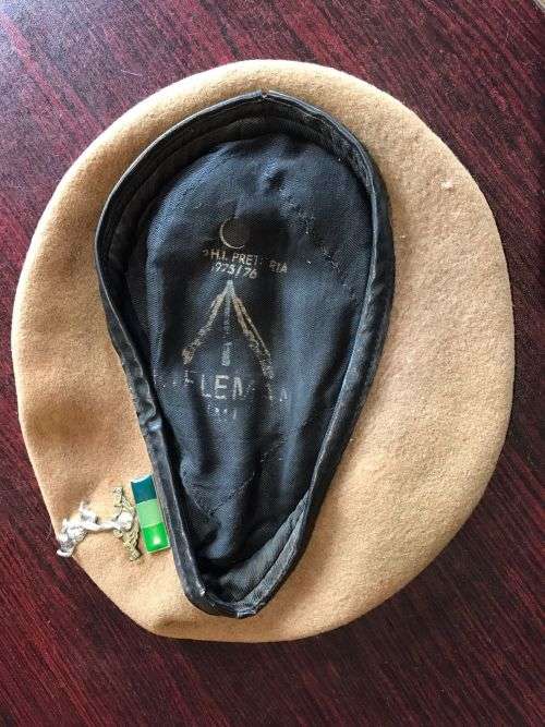 SA SIGNALS BERET