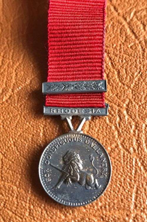 MINIATURE RHODESIA CONSPICUOUS GALLANTRY DECORATION (C.G.D.) ORIGINAL
