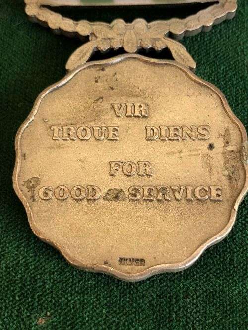 FULL SIZE SADF GOOD SERVICE MEDAL IN SILVER -1975- (20 YEARS)