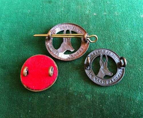 GENERAL SERVICES CORPS CAP AND COLLARS BRASS- 1940`S-LUGS COMPLETE