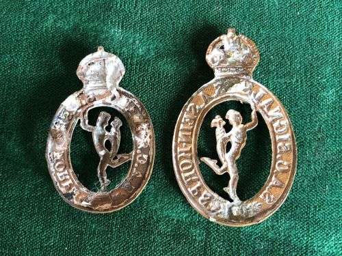SA CORPS OF SIGNALS BRASS CAP and COLLAR- NO LUGS