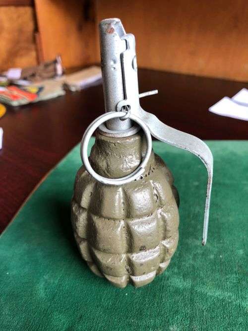 RUSSIAN F1,ANTI-PERSONNEL FRAGMENTATION GRENADE-NICKNAMED THE LIMONKA (LEMON-LIKE) BORDER WAR PERIOD