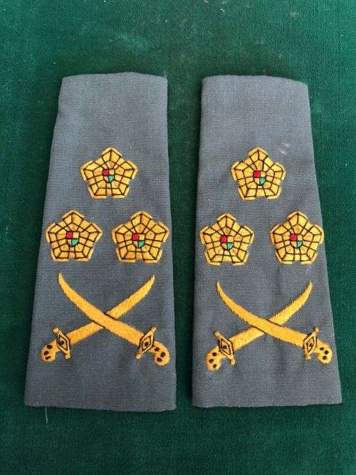 LIEUTENANT GENERAL RANK SLIP-ON PAIR- WORN 1996-2002