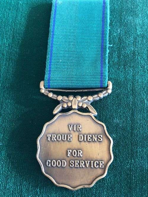 FULL SIZE GOOD SERVICE MEDAL IN BRONZE CITIZEN FORCE 1975-1986 (10 YEARS)
