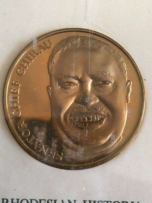 RHODESIA HISTORY BRONZE MEDALLION VOLUME 4-SENATOR CHIEF CHIRAU-SIZE 42MM-GILDED BRONZE -MASS 33,9GR