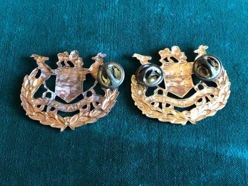 GILT SERGEANT MAJOR CLASS 1 RANK PAIR-WORN 1960`S-70`S-ONE PIN MISSING