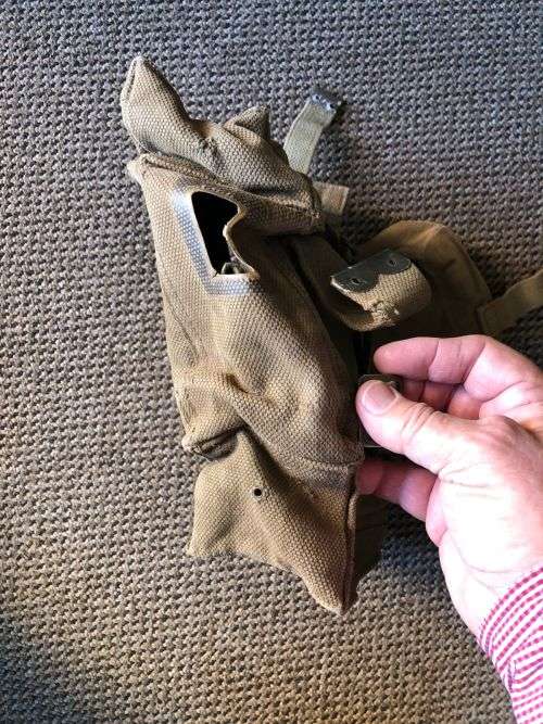 PATTERN 73,BORDER WAR PERIOD RADIO BAG
