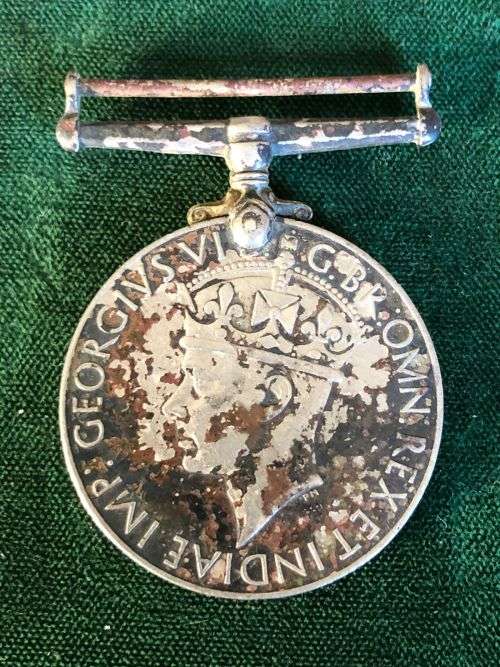 SINGLE WW2 WAR MEDAL- UNNAMED