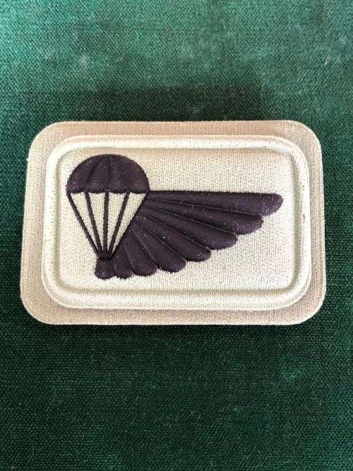 AIR SUPPLY,TUPPER WING- 2 PINS